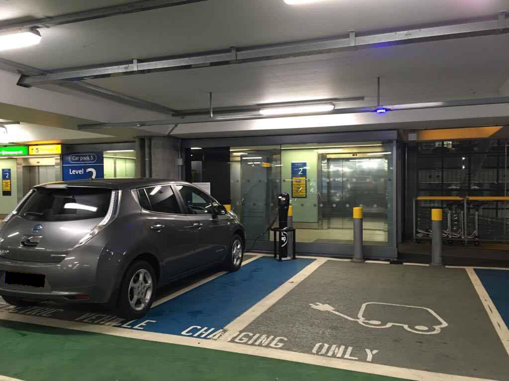 Park And Stay Heathrow Airport Terminal 5 compareairportcarparking.com